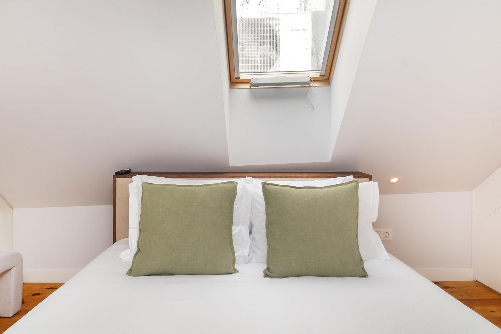 Whome Trendy Cedofeita Loft - Luxe & Light-filled Apartamento *